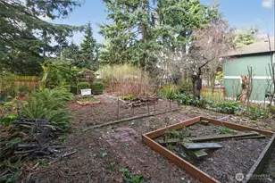 8707 Meridian Ave N, Seattle, WA 98103 - Photo 25