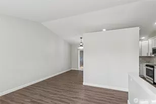 19306 8th Ave W, Lynnwood, WA 98036 - Photo 3