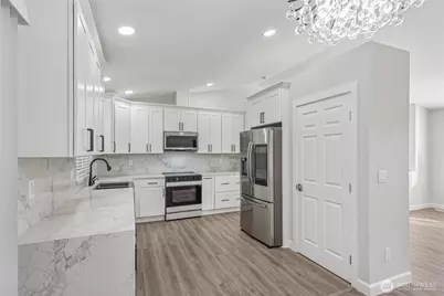 19306 8th Avenue W, Lynnwood, WA 98036 - Photo 7