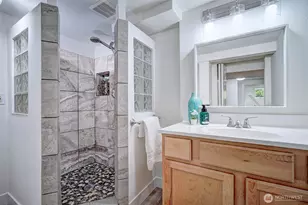 10633 21st Ave SW, Seattle, WA 98146 - Photo 23