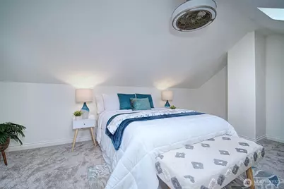 10633 21st Avenue SW, Seattle, WA 98146 - Photo 17