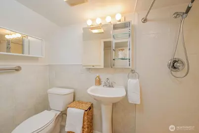 2815 W Smith Street, Seattle, WA 98199 - Photo 25