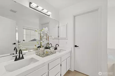 12025 89th Place NE, Kirkland, WA 98034 - Photo 17