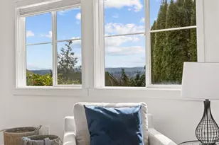 12025 89th Pl NE, Kirkland, WA 98034 - Photo 5