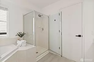 12025 89th Pl NE, Kirkland, WA 98034 - Photo 19