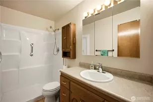 708 Marion Ln SE, Puyallup, WA 98372 - Photo 7