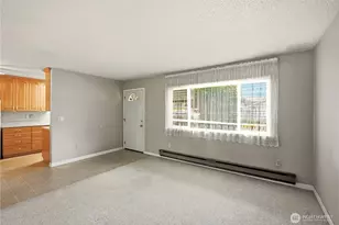 708 Marion Ln SE, Puyallup, WA 98372 - Photo 3