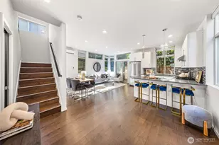 2035 NW 65th St, Seattle, WA 98117 - Photo 7