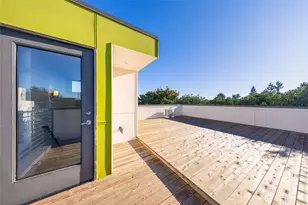 2035 NW 65th St, Seattle, WA 98117 - Photo 3