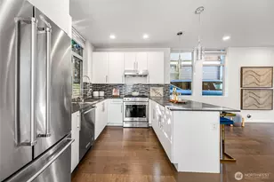 2035 NW 65th St, Seattle, WA 98117 - Photo 13