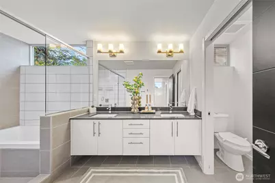 2035 NW 65th Street, Seattle, WA 98117 - Photo 29