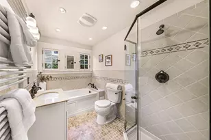 2333 Federal Ave E, Seattle, WA 98102 - Photo 25