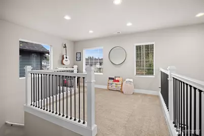 18815 Eagle Ridge Drive E, Bonney Lake, WA 98391 - Photo 13