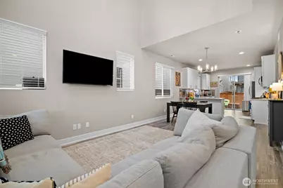 18815 Eagle Ridge Drive E, Bonney Lake, WA 98391 - Photo 5