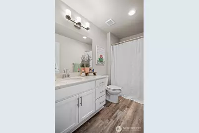 18815 Eagle Ridge Drive E, Bonney Lake, WA 98391 - Photo 17