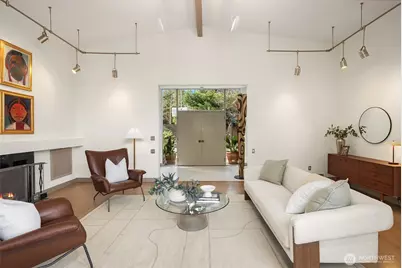 7640 NE 32nd Street, Medina, WA 98039 - Photo 5