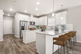 3642 22nd Ave NE, Olympia, WA 98506 - Photo 3