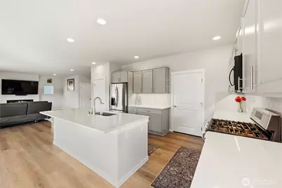 267 Hovey Street, Buckley, WA 98321 - Photo 9