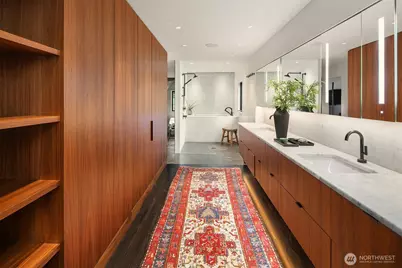 1626 Federal Avenue E, Seattle, WA 98102 - Photo 29