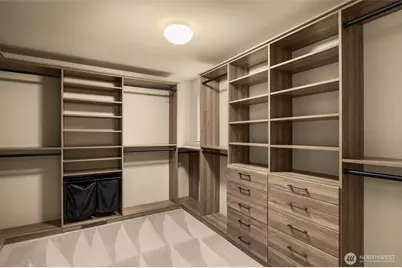 8360 Loyal Way NW, Seattle, WA 98117 - Photo 21