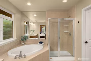 8360 Loyal Way NW, Seattle, WA 98117 - Photo 21