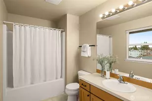 8360 Loyal Way NW, Seattle, WA 98117 - Photo 23