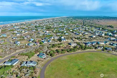 437 N Bel Air Loop, Ocean Shores, WA 98569 - Photo 13