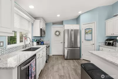 2240 Schirm Loop NW, Olympia, WA 98502 - Photo 11