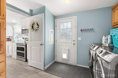 2240 Schirm Loop NW, Olympia, WA 98502 - Photo 19