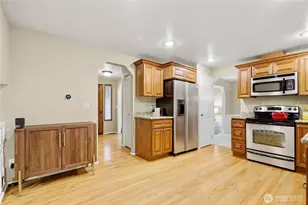 2803 233rd Pl NE, Sammamish, WA 98074 - Photo 11