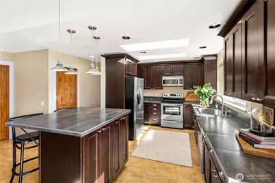 6920 70th Street SE, Snohomish, WA 98290 - Photo 9