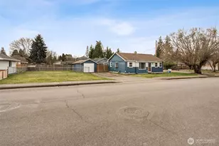 1908 13 Ave NW, Puyallup, WA 98371 - Photo 35