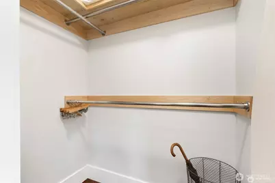 2430 8th Avenue W, Seattle, WA 98119 - Photo 21