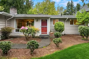 10210 NE 23rd St, Bellevue, WA 98004 - Photo 3