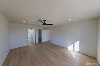 64 Juanita Way, Malaga, WA 98828 - Photo 13