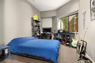 7703 W Mercer Way, Mercer Island, WA 98040 - Photo 27