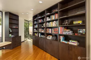 7703 W Mercer Way, Mercer Island, WA 98040 - Photo 17