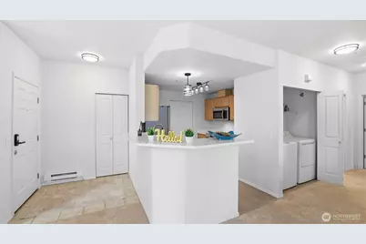 21507 42nd Avenue S #D7, SeaTac, WA 98198 - Photo 5