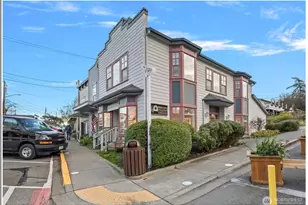 9 Front St NW, Coupeville, WA 98239 - Photo 1