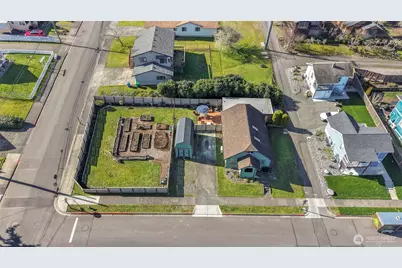 4908 N Winnifred Street, Ruston, WA 98407 - Photo 1