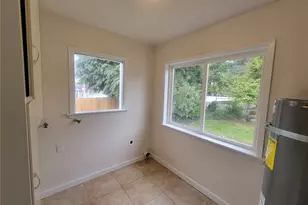 131 S 64th St, Tacoma, WA 98408 - Photo 19