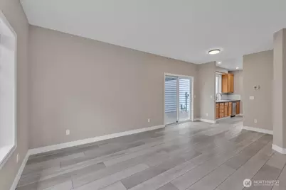 25123 Roberts Drive #504, Black Diamond, WA 98010 - Photo 9