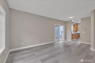 25123 Roberts Dr, Black Diamond, WA 98010 - Photo 9