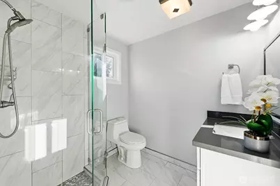 15812 30 Avenue NE, Shoreline, WA 98155 - Photo 13