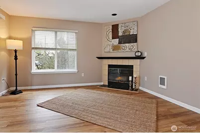 2117 N 107th Street #201, Seattle, WA 98133 - Photo 5