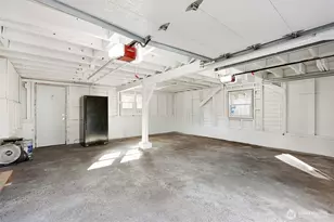 3027 NE 91st St, Seattle, WA 98115 - Photo 33