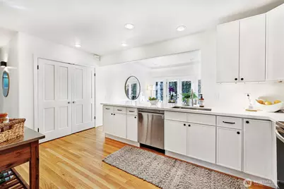 3027 NE 91st Street, Seattle, WA 98115 - Photo 7