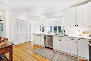 3027 NE 91st St, Seattle, WA 98115 - Photo 7