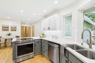 201 Rainier Ln, Port Ludlow, WA 98365 - Photo 11