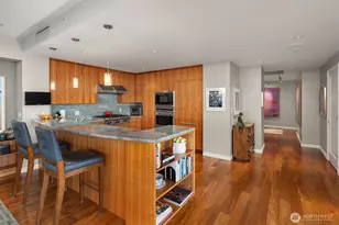 10700 NE 4th St, Bellevue, WA 98004 - Photo 5